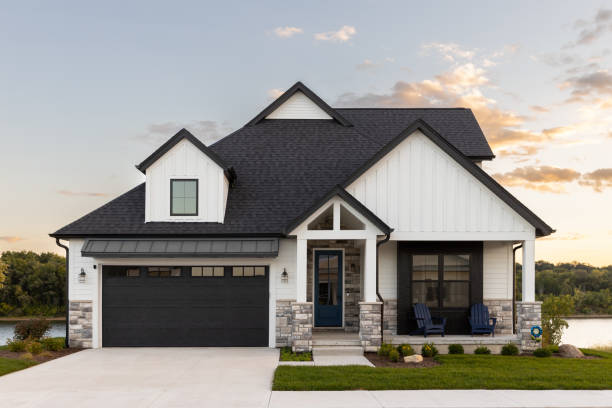 Best Storm Damage Roof Repair  in Leonard, TX